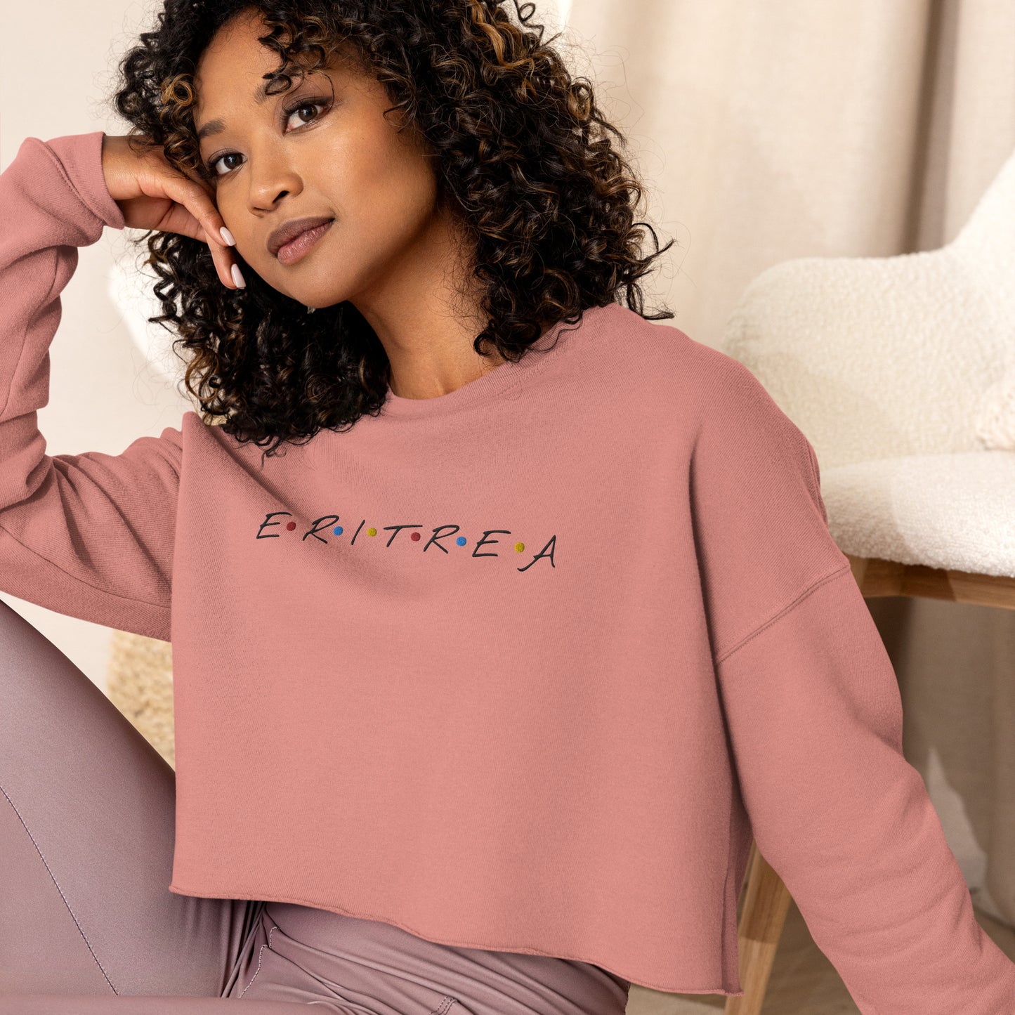 ERI-Embroidery Crop Sweatshirt!